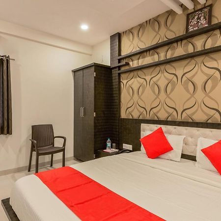 Oyo Flagship 19196 Shree Sai Niladri Residency Shirdi Ngoại thất bức ảnh