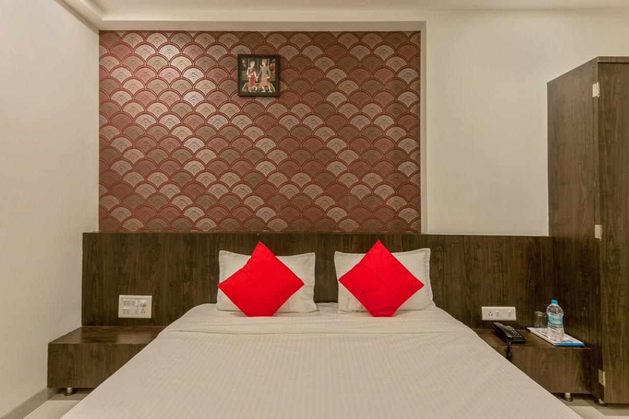Oyo Flagship 19196 Shree Sai Niladri Residency Shirdi Ngoại thất bức ảnh