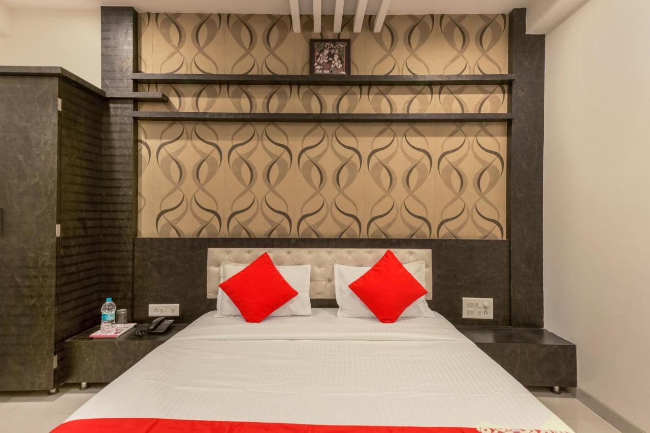 Oyo Flagship 19196 Shree Sai Niladri Residency Shirdi Ngoại thất bức ảnh